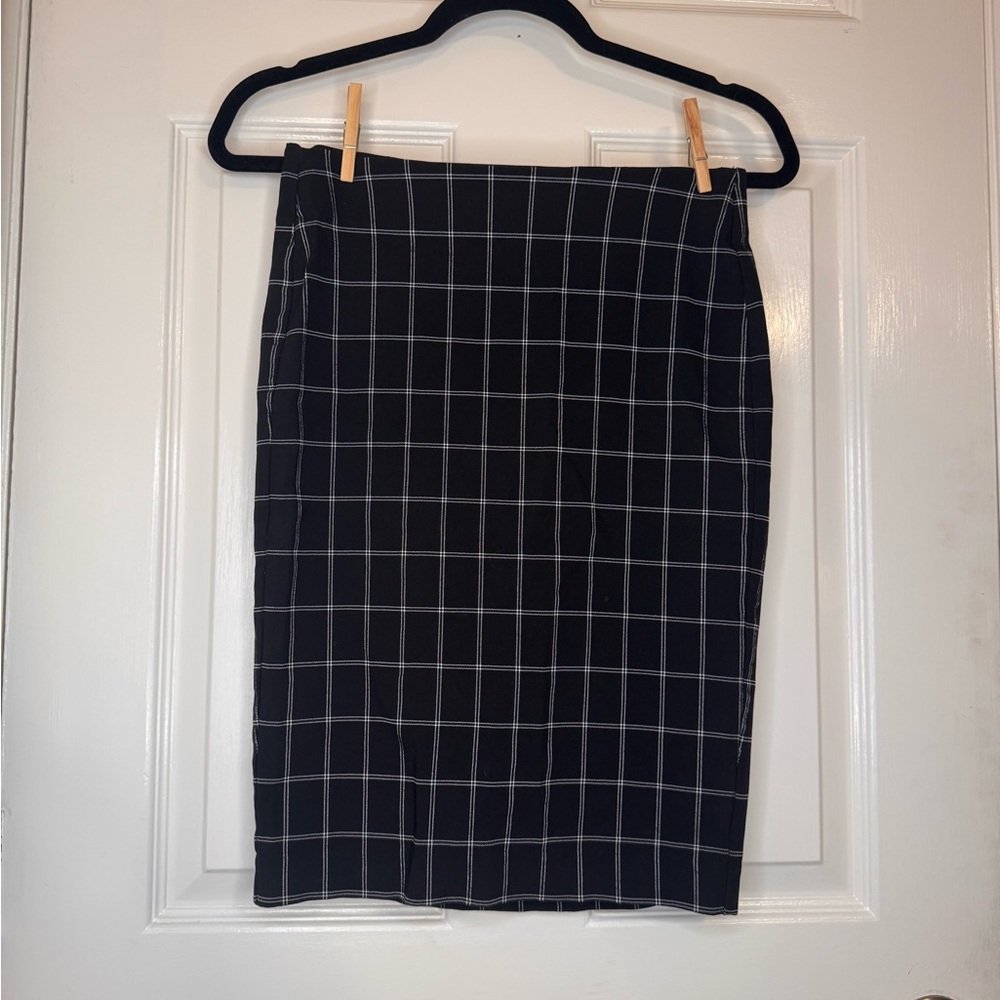 Elle Black and White Grid Pencil Skirt